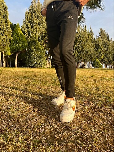 Adidas Slim Fit Dar Kesim Eşofman