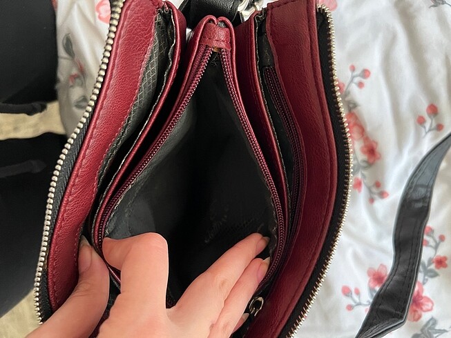 Beden bordo Renk Az kullanılmış bordo çanta