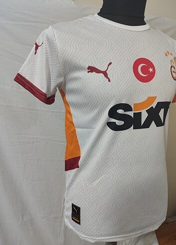 Diğer GALATASARAY YENİ SEZON FORMA DEPLASMAN