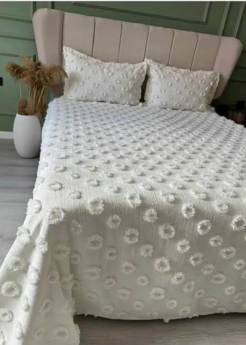 Nakışlı Beyaz Yatak Örtüsü - Görsel 8