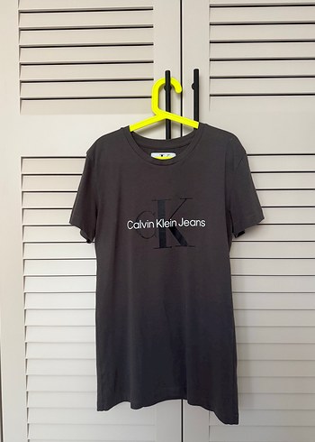 Calvin Klein Gri Baskılı Tişört