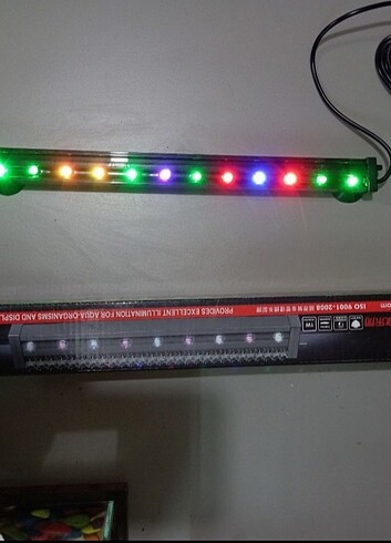 Beden Renkli LED Akvaryum Aydınlatma ve Hava Taşı