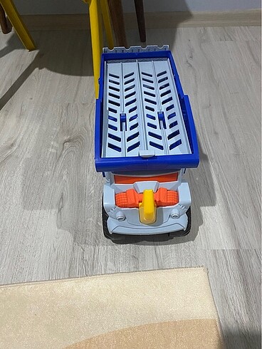 Beden Hot wheels kamyon
