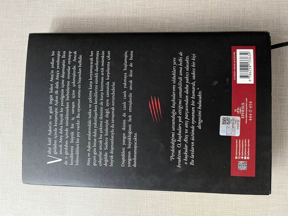 Ceren Melek - Ateşpare Romanı ciltli - Görsel 2