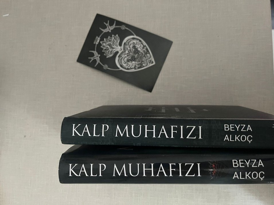 Kalp Muhafızı Romanı - Görsel 2