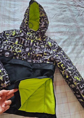 Erkek Çocuk Mont - Görsel 3