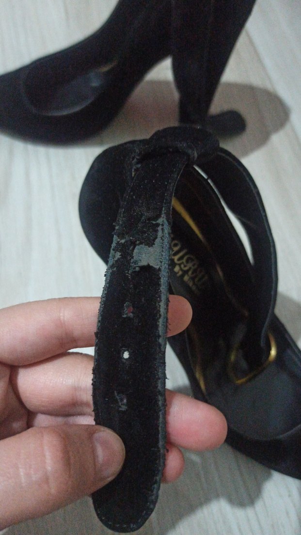 Siyah Süet Tokalı Kalın Topuklu Stiletto - Görsel 3