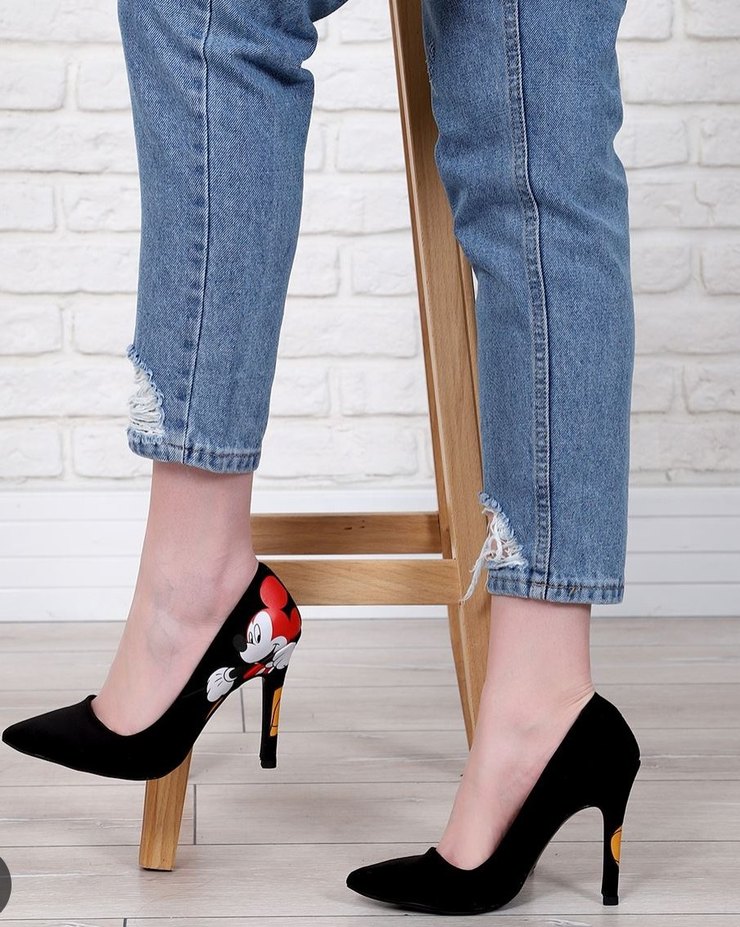 Mickey Mouse Baskılı Siyah Stiletto - Görsel 4