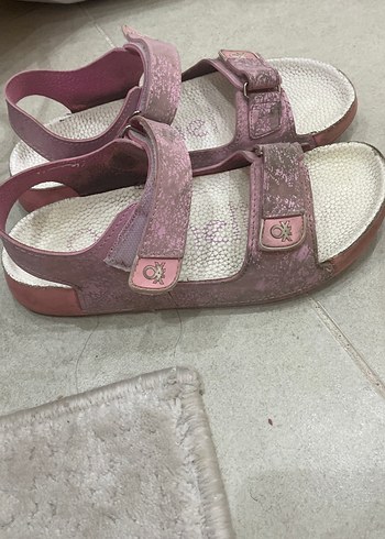 Benetton Pembe Bağcıklı Kız Sandaletleri