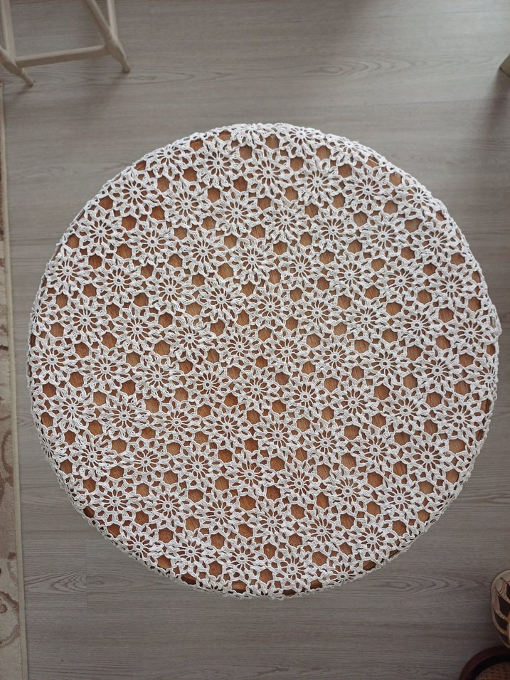 El İşi Dantel Masa Örtüsü - Görsel 2