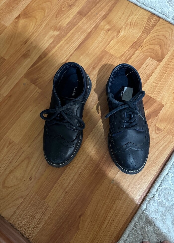 Siyah şık çocuk ayakkabı - Görsel 4