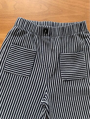 Zara bilekte bitiş kısa dokuma pantalon