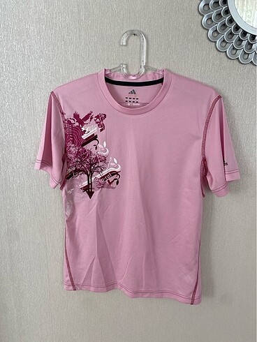 Pembe spor üst