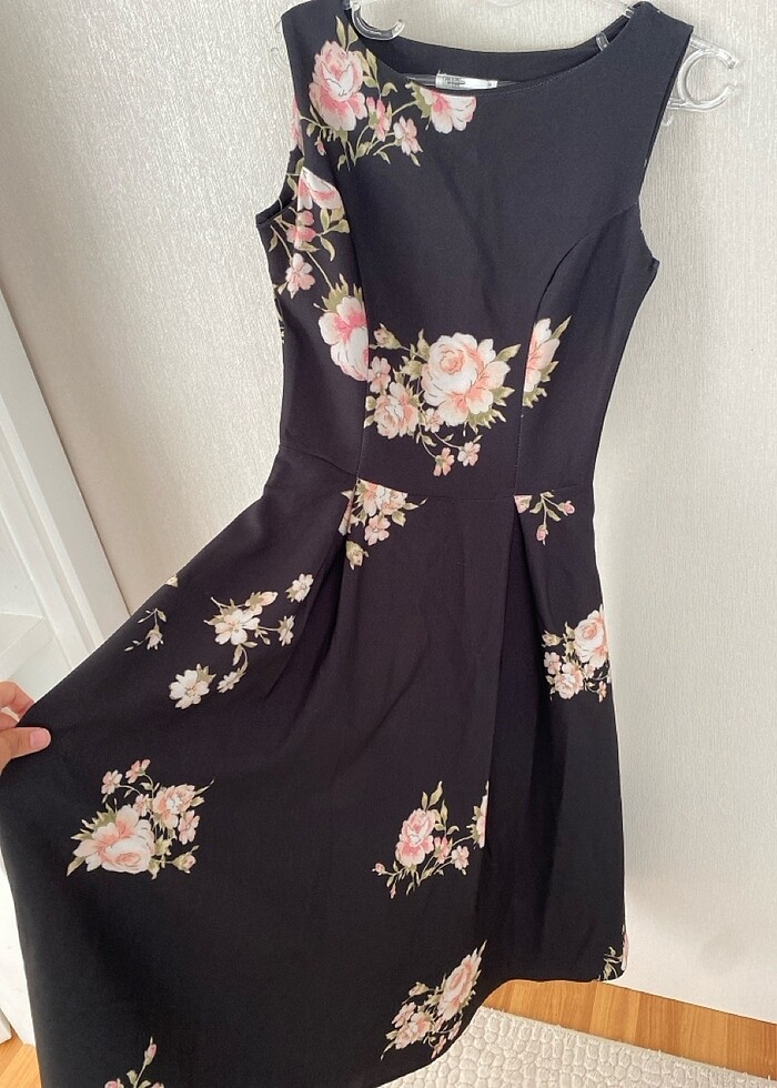 Midi boy çiçekli elbise - Görsel 4