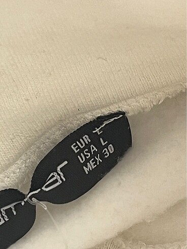 l Beden beyaz Renk Sıfır etiketli sweat