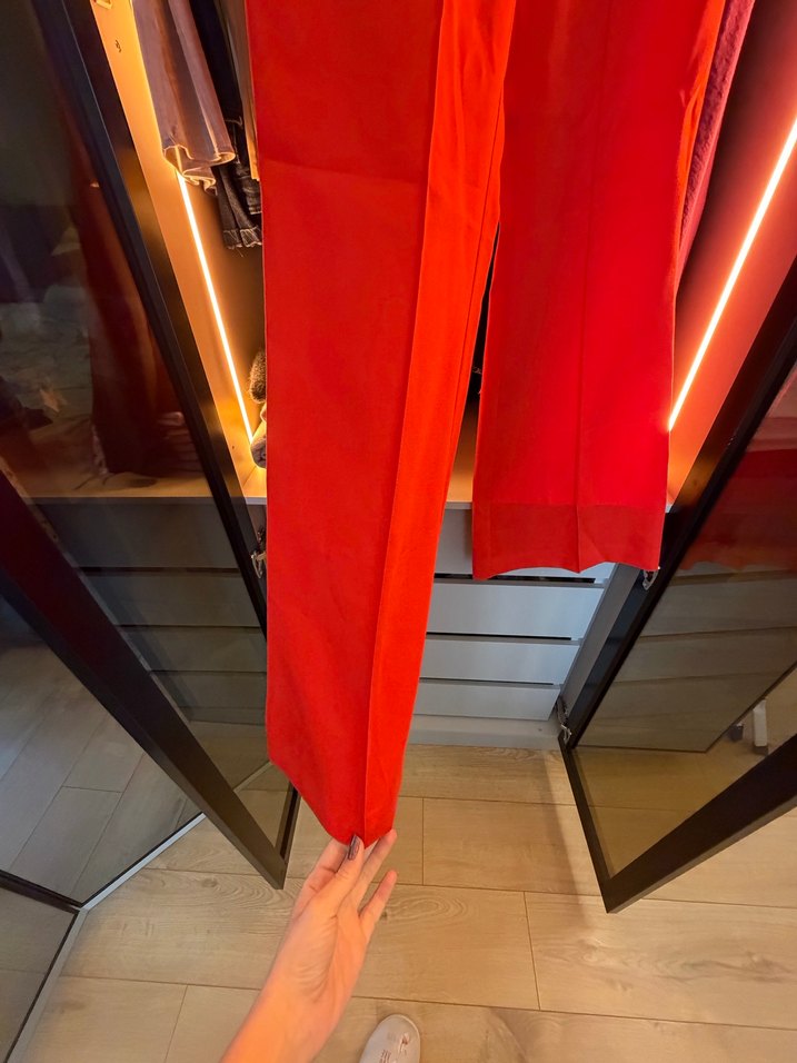 Kırmızı Kadın Süet Midi Kemerli Pantolon - Görsel 3