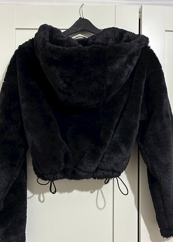 Siyah Kürklü Kadın Mont - Görsel 6