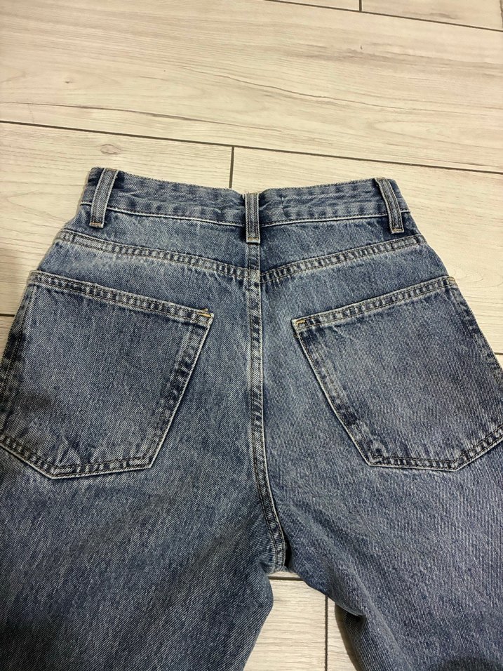 Geniş Kesim Kot Pantolon - Görsel 2