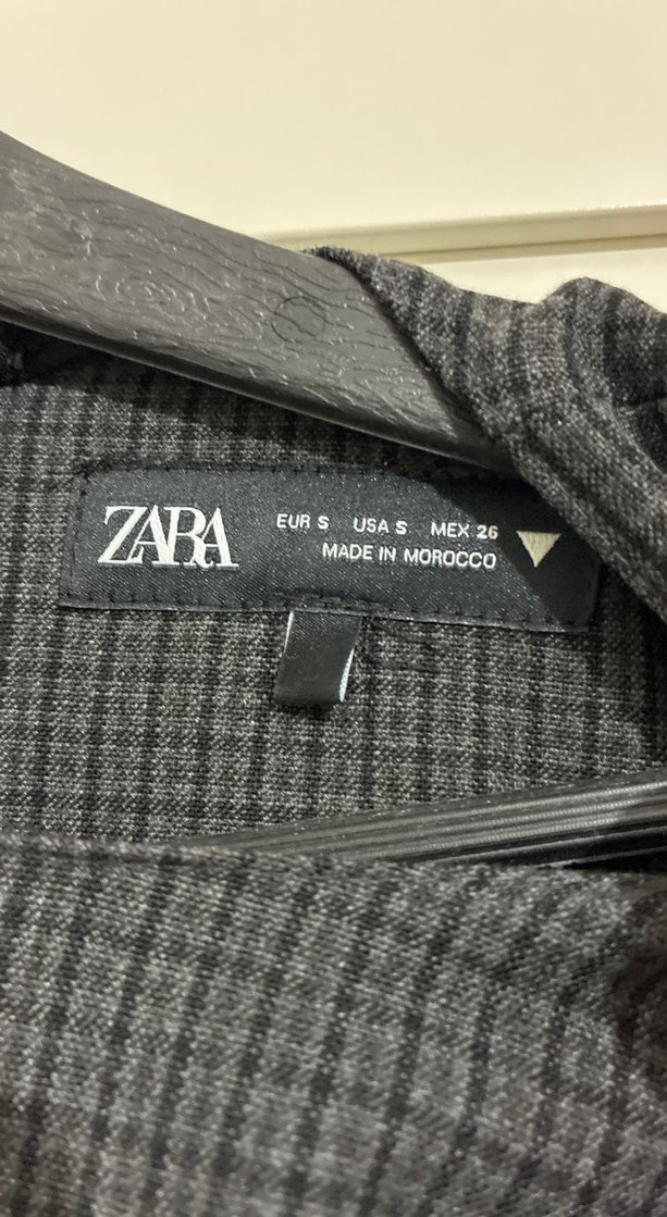 Düğme Detaylı Uzun Kollu Crop Gömlek - Görsel 3