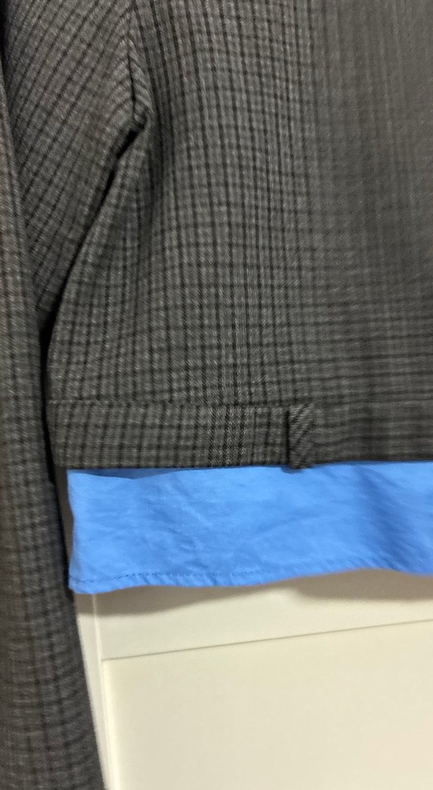 Düğme Detaylı Uzun Kollu Crop Gömlek - Görsel 4