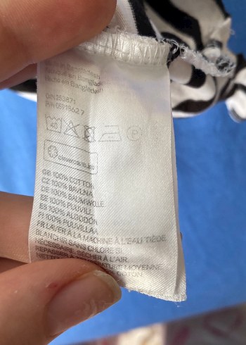 Pamuklu Siyah Beyaz Çizgili  Tişört - Görsel 4