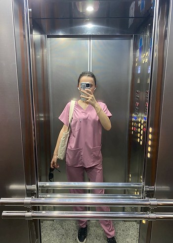 Pudra Hastane Kıyafeti tek alt scrubs