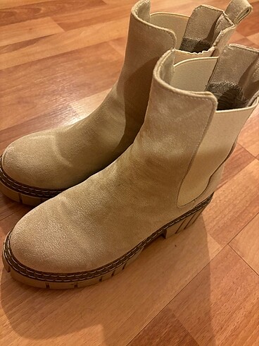 LuviShoes Suet Krem Bot