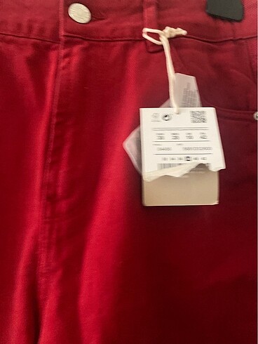 38 Beden Pull & Bear Kırmızı Jean Pantolon