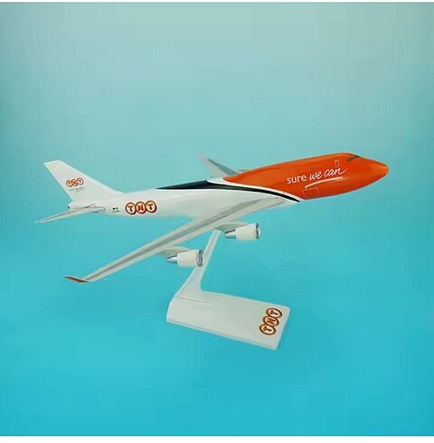 TNT MAKET UÇAK