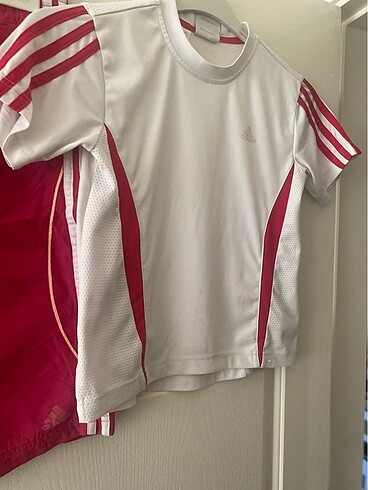 9 Yaş Beden pembe Renk Orjinal Adidas Eşofman Takımı