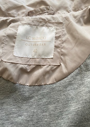 LCW Bej Kapüşonlu Yağmurluk - Görsel 6