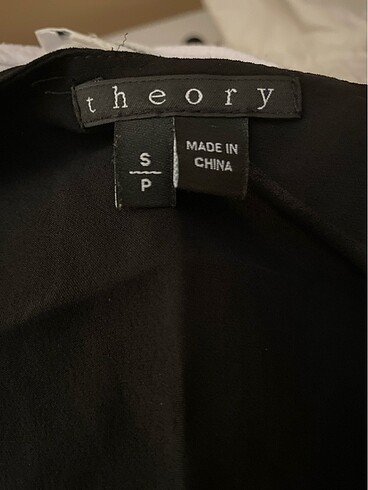 Theory Siyah Şifon ve yaka bluz