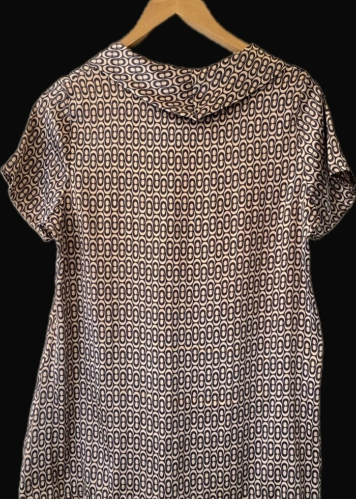 Saten görünümlü degaje bluz - Görsel 2