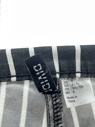38 Beden siyah Renk H&M Jean / Kot %70 İndirimli.