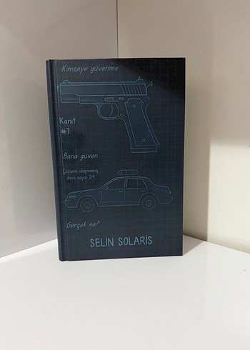 Geriye Sadece Karanlık Kaldı - Selin Solaris - Görsel 3