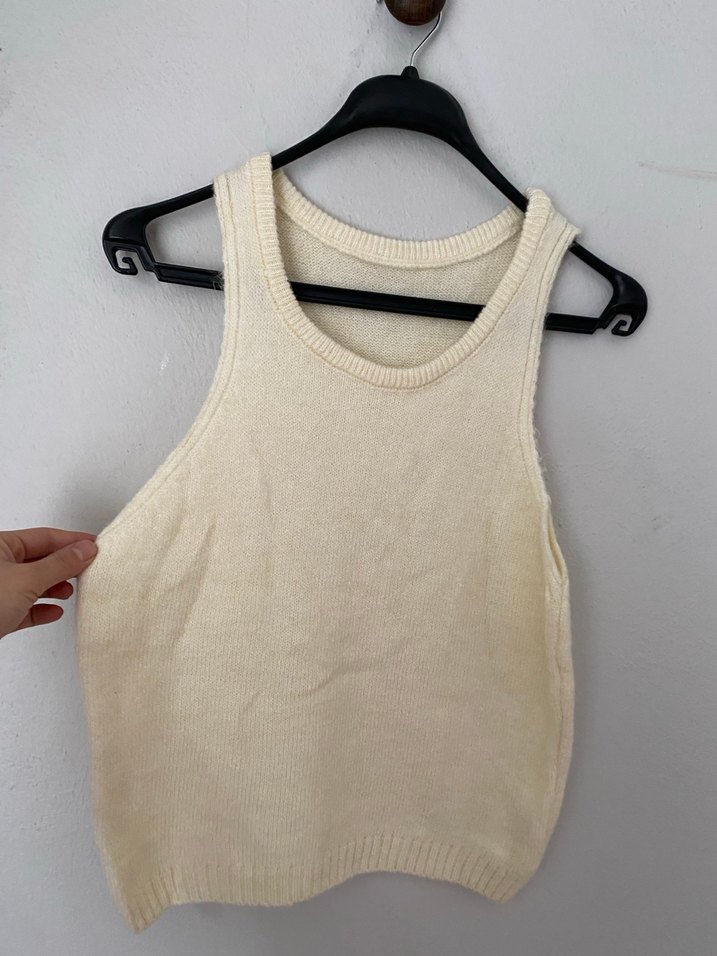 Bej Kısa Örgü Kadın Süveter - Görsel 2