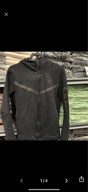 Tech fleece