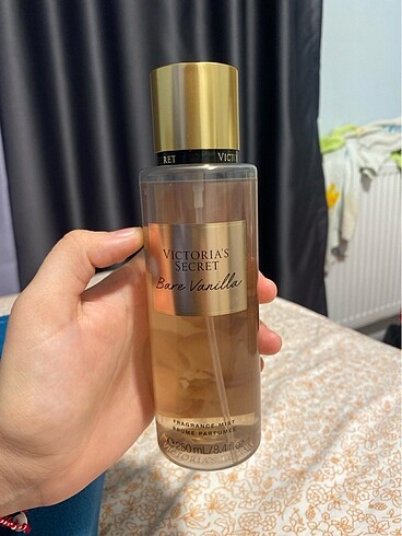Victoria secret bare vanilla