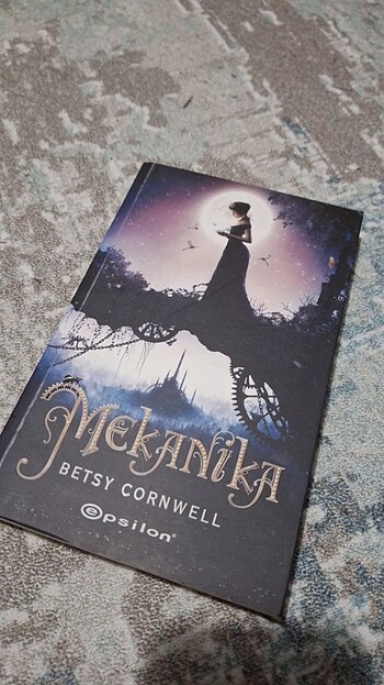 Mekanika - Betsy Cornwell