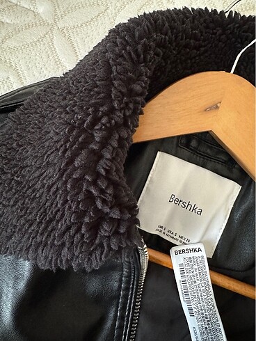s Beden BERSHKA ceket