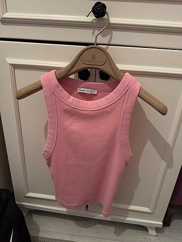 BERSHKA