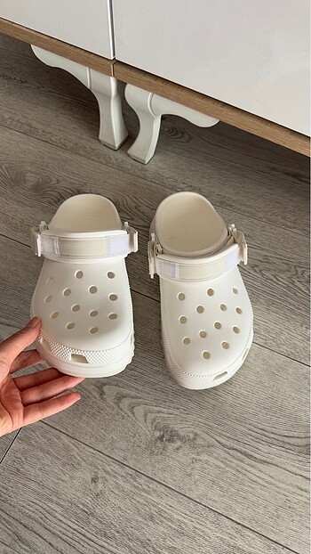 38,5 Beden beyaz Renk Crocs terlik