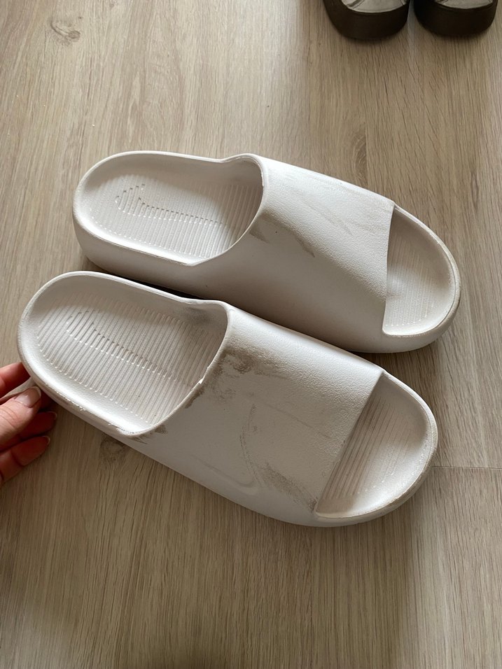 Beyaz erkek Terlik - Görsel 2