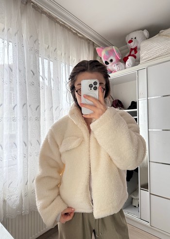 Beyaz Peluş Kadın Kışlık Mont - Görsel 2