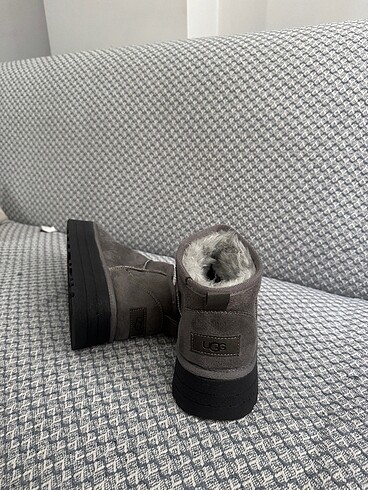 Ugg mini platform