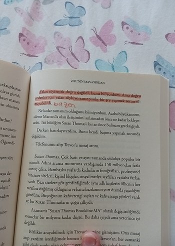 Beden Zoe'nin Masasından
