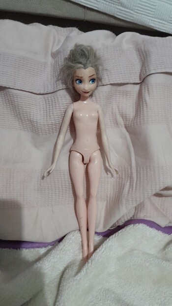 Barbie bebek 