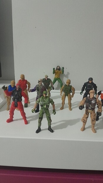 Action figürleri