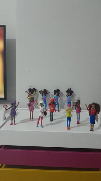 Barbie bebekler