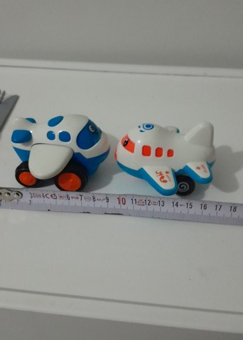 Renkli Mini Uçak Oyuncak Seti cek brak - Görsel 2